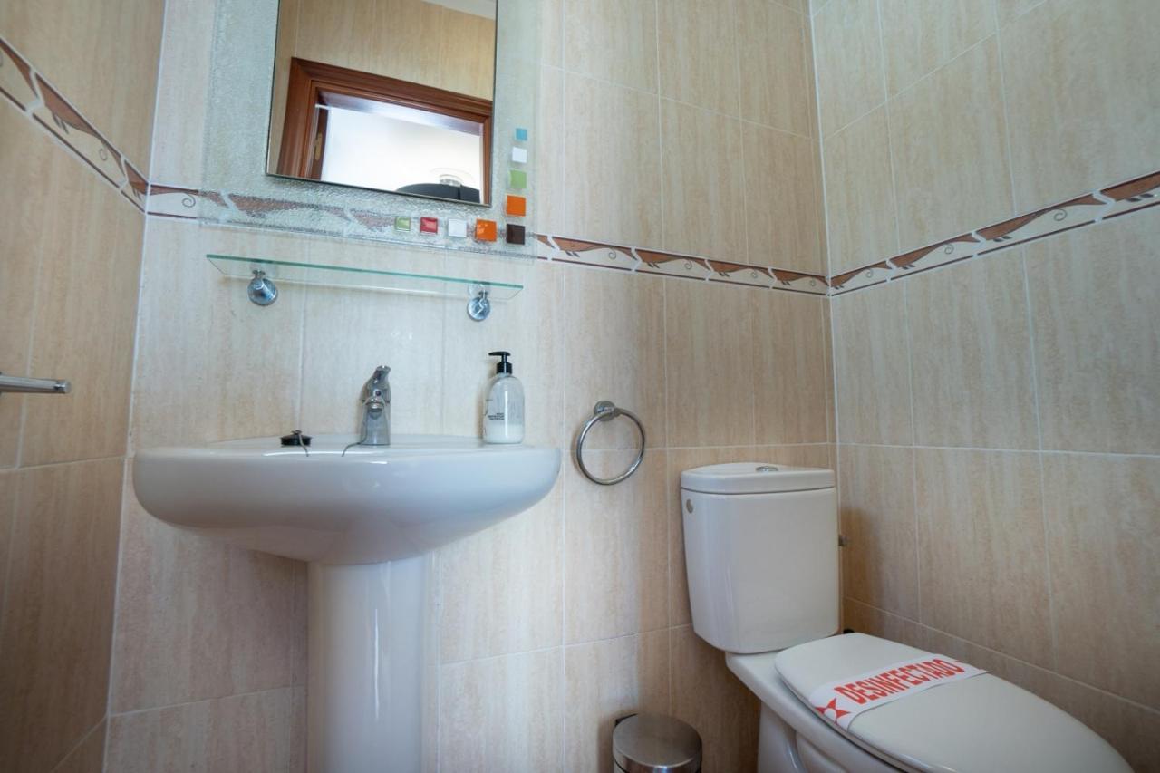 Marina Bella 1F Menyber Apartment Нерха Екстериор снимка