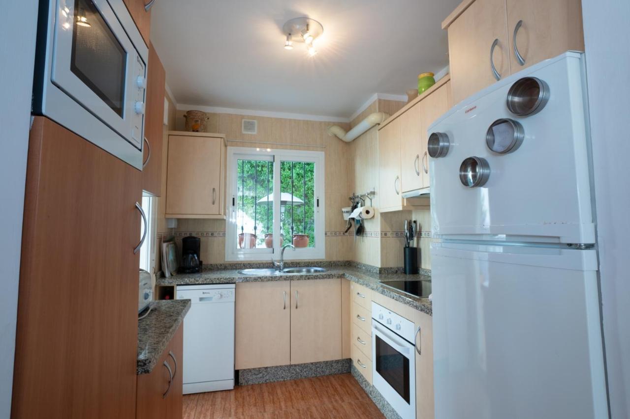 Marina Bella 1F Menyber Apartment Нерха Екстериор снимка